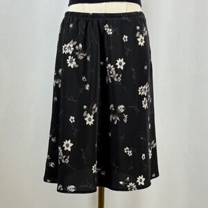Fashion Bug Black Floral Print Midi Skirt Women's Size Medium